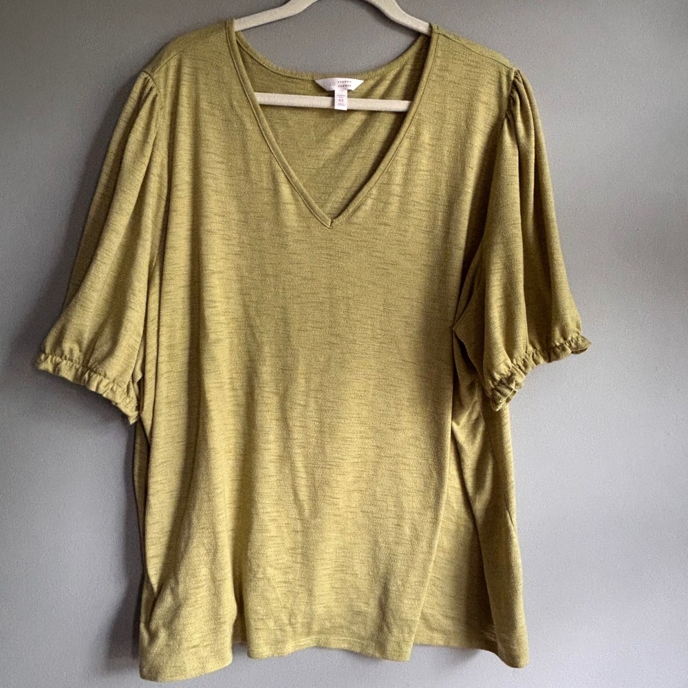LC Lauren Conrad Chartreuse Green Puff Sleeve V-Neck Slub Knit Top 4X Plus Size‎